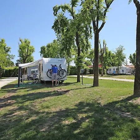 San Francesco Village Semesterpark Desenzano del Garda