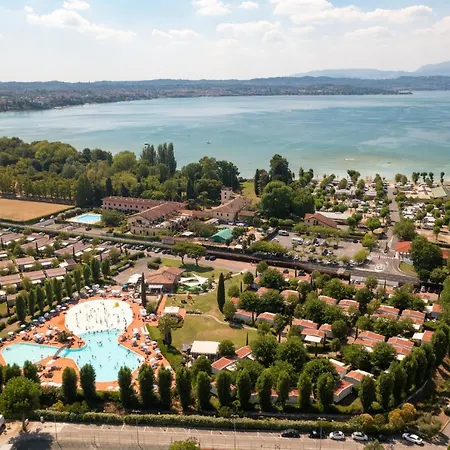 홀리데이파크 San Francesco Village 데센자노델가르다