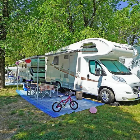 San Francesco Village 5* דסנזאנו דל גארדה