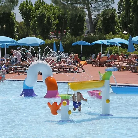 San Francesco Village 5* 데센자노델가르다