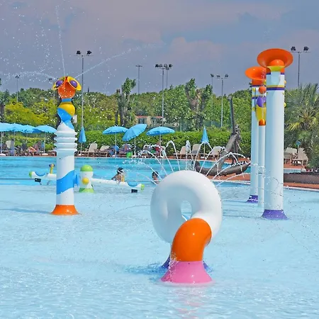 San Francesco Village 데센자노델가르다